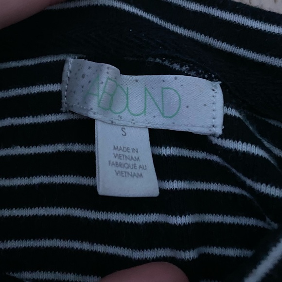 CUTE ABOUND SHIRT - Picture 5 of 5